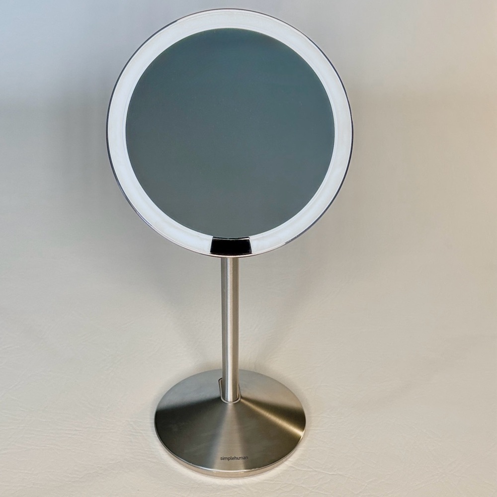 Simplehuman | Silver LED Vanity Mirror - Picture 2 of 5